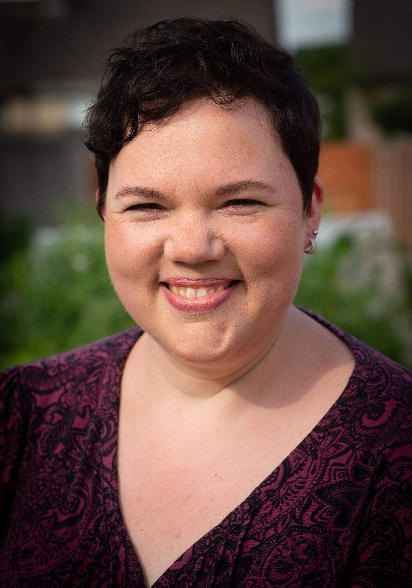 Dr. Tabea DeWillie